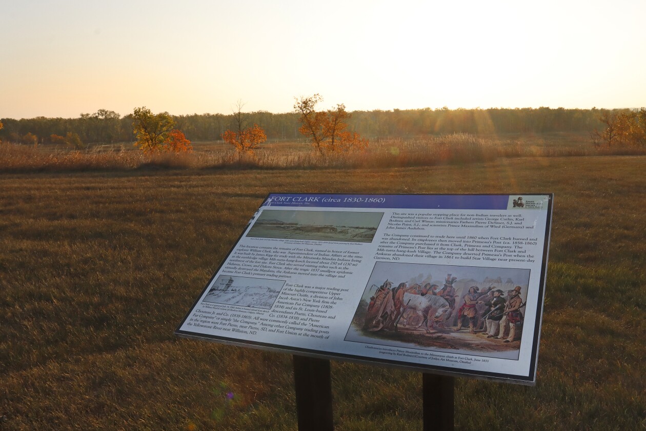 Fort Clak Interpretive Sign.jpg